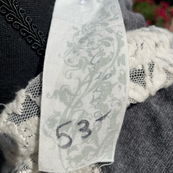 Mystree, Gray & Ivory, Long Sleeve, Hoodie, Size M - Picture 4 of 4